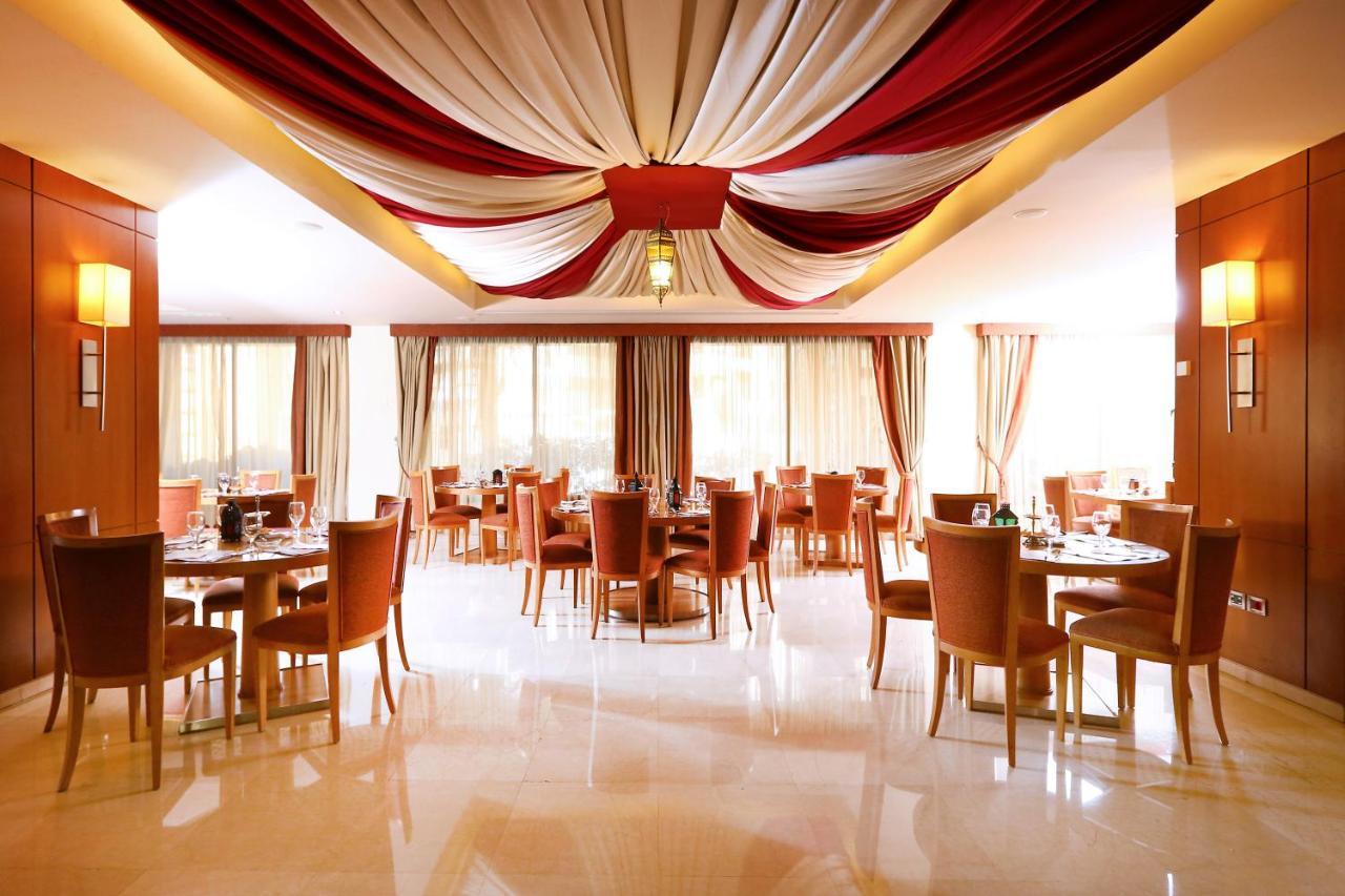 Готель Ramada Plaza By Wyndham Beirut Raouche Екстер'єр фото